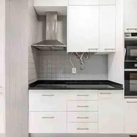 Premium Saldanha Espacosa, Com Ar-condicionado, Tv E Banheiro Privativo Apartmán Lisboa